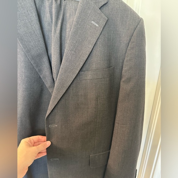 Joseph and Feiss Grey Suit - Picture 3 of 3